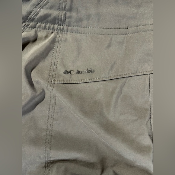Columbia Women’s Omni Shield Gray Hiking Pants Repellent Size 8w 18L Pre-owned - Picture 9 of 12
